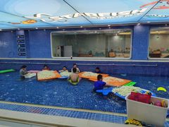 -戊辰亲子游泳俱乐部