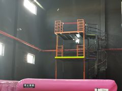 -嘿哟动霸CHUA·新潮玩运动娱乐中心·蹦床滑冰团建乐园