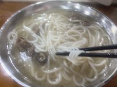 -小倪羊肉米线馆