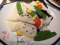 -韵秋荷(宝山龙湖天街店)