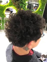 -卓梵美发·精品Salon