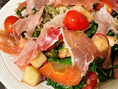 桃子芭乐火腿沙拉-LESCEDARS Brasserie Bistro香柏树