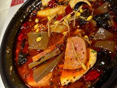 -渝是乎川渝小炒(新世界百货望京店)