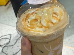 太妃榛香厚乳拿铁-瑞幸咖啡(金中环国际商务大厦店)