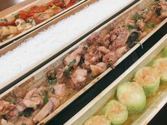 -胡须哥网红竹筒菜