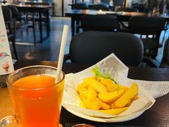 -卡普里披萨·牛扒·下午茶