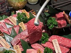 -铭牛烧肉·和牛海鲜自助(高新月牙湖店)
