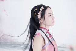 点击看大图 -盘子女人坊古装写真摄影(深圳店)