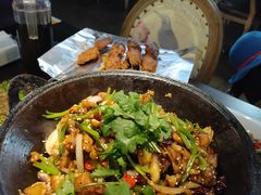 -西街夜油条·麻团包乌饭