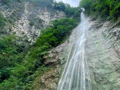 -西岭雪山大飞水景区