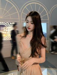 -丝语萱形象