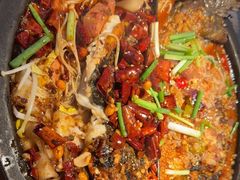 -鸣记脆皮烤鱼·海鲜烤鱼(三八广场店)