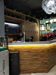 -PE SALON