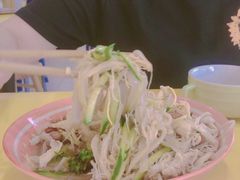-嗨皮儿·现蒸面皮(抄纸巷店)