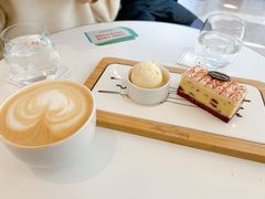 -哈根达斯(上海金山店)