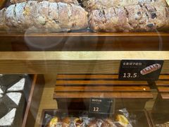 -小飞象面包公社(珠江路金鹰店)