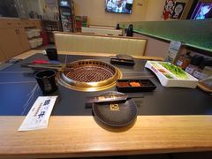 -極屋鮨牛 · 烧肉酒场(时代C馆店)