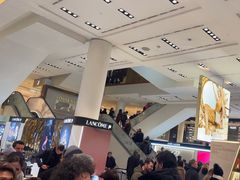 -文艺复兴百货(米兰大教堂广场店)