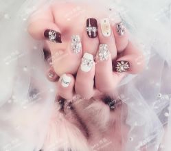 -JERRY日式美甲美睫纹绣工坊