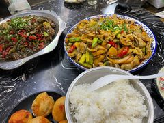 -廖哥泡椒兔(峨眉店)