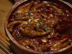 糯叽叽香辣鸡爪-乐乐大排档·30年老字号(浙江路店)
