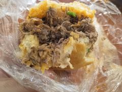 -老西关黄老太牛肉烧饼