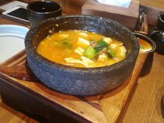 -云海肴·汽锅鸡·云南菜(天山百盛优客店)