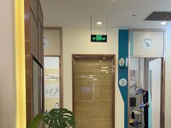 -维乐口腔(美维云门诊陆家嘴店)