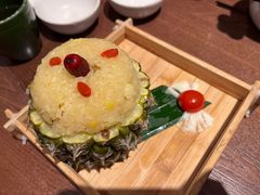 傣味菠萝饭-云海肴·汽锅鸡·云南菜(领展购物广场·中关村店)