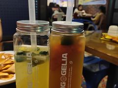 -胖哥俩肉蟹煲(湖滨银泰in77店)