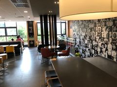 大堂-麦当劳(东苑丽宝商业广场店)