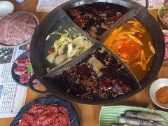 -白乐天毛肚火锅馆(南滨路店)