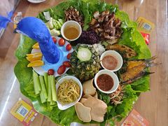 -沐毫傣泐云南菜孔雀宴•手抓饭傣味烧烤(曼听公园店)