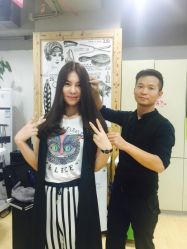 -镁连社·美联社