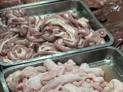 -标记美食新鲜猪杂(兴南大道店)
