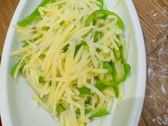 青椒土豆丝-张太婆老妈蹄花川菜馆·中华餐饮老字号(望平街店)