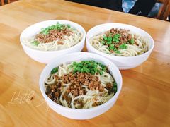 素椒杂酱面-左撇子私房面