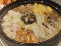 全家福砂锅-上海人家花樣年华(中山公园店)