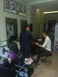 -百秀美发精致烫染