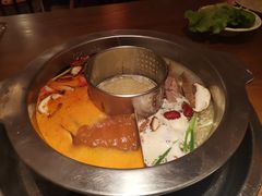 -佬土鹅肠火锅(解放路店)