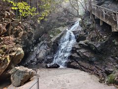 -藏龙百瀑风景区