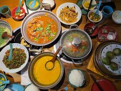 -吃饭皇帝大土家民族菜(正大广场店)