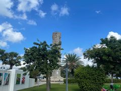 -亚龙湾中心广场