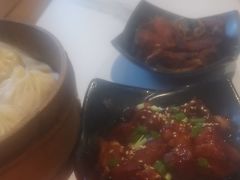 -馋三尺蟹粉小笼(人民广场店)