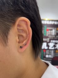 -AI艾耳·专业手工耳洞·穿孔美学馆