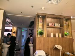 -丝域养发馆
