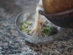 -正宗杨记普洱酸醋米线(总店)