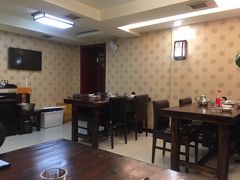 大堂-赖厨潮汕砂锅粥