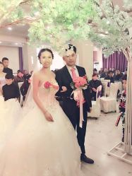 点击看大图 -觅白婚纱礼服馆