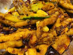 -江城燕子大排档(江汉路步行街店)